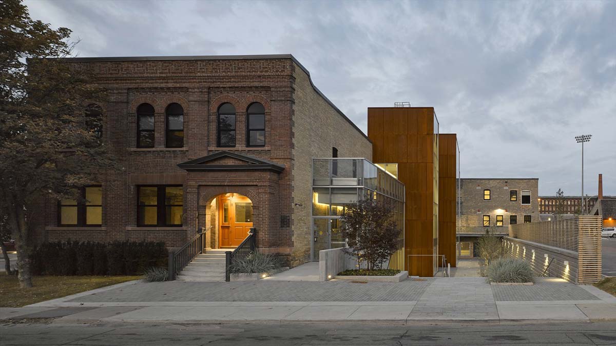 Luxury townhomes