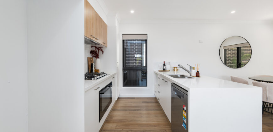 Lot 8 Belmont 18 – Traditional
